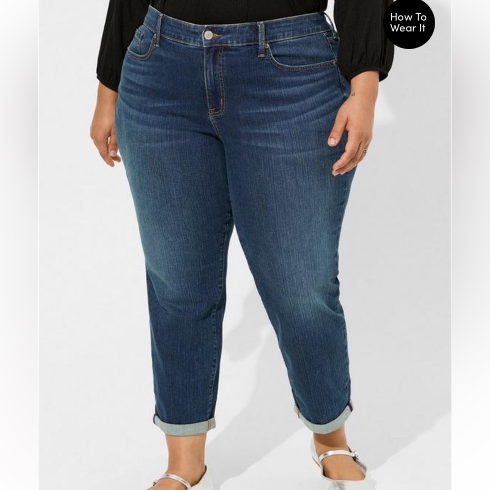 Torrid size 20 short jeans NWT